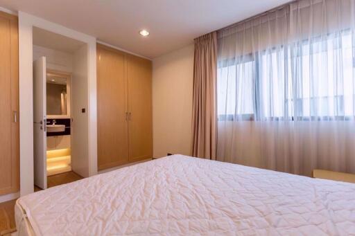 1 bed Condo in Sathorn Gardens Thungmahamek Sub District C09538