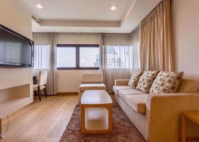 1 bed Condo in Sathorn Gardens Thungmahamek Sub District C09538