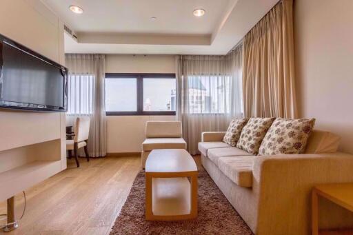 1 bed Condo in Sathorn Gardens Thungmahamek Sub District C09538