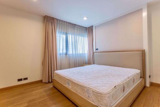 1 bed Condo in Sathorn Gardens Thungmahamek Sub District C09538