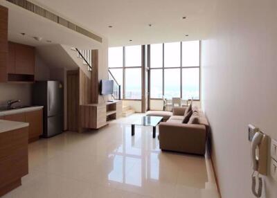 1 bed Duplex in The Emporio Place Khlongtan Sub District D09157