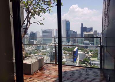 2 bed Condo in The Met Thungmahamek Sub District C09508