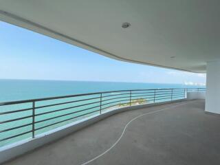 Royal Cliff Garden Condo for Sale in Pratumnak