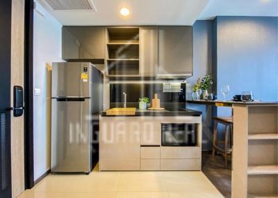 For Rent 1 Bed 1 Bath Condo Oka Haus Thonglor close to BTS