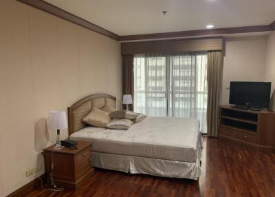 3 bed Condo in GP Grande Tower Khlong Toei Nuea Sub District C09490