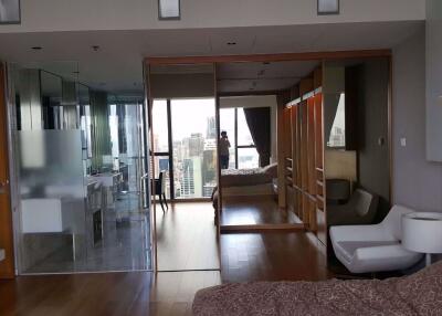 3 bed Condo in The Met Thungmahamek Sub District C09479