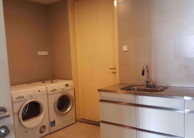 3 bed Condo in The Met Thungmahamek Sub District C09479