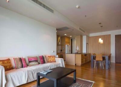 2 bed Condo in The Lakes Khlongtoei Sub District C09467