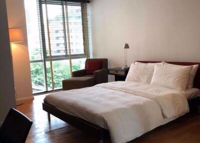 2 bed Condo in The Legend Saladaeng Silom Sub District C09461