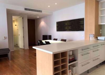 2 bed Condo in The Legend Saladaeng Silom Sub District C09461