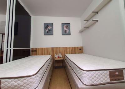 1 bed Condo in Triple Y Residence Wang Mai Sub District C09457