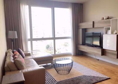 2 bed Condo in Millennium Residence Khlongtoei Sub District C09450