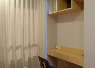 1 bed Condo in The Room Sukhumvit 69 Phra Khanong Sub District C09442