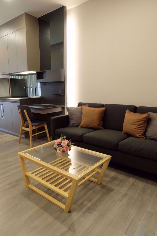 1 bed Condo in The Room Sukhumvit 69 Phra Khanong Sub District C09442