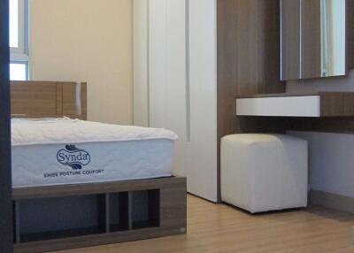 2 bed Condo in Sky Walk Condominium Phrakhanongnuea Sub District C09432
