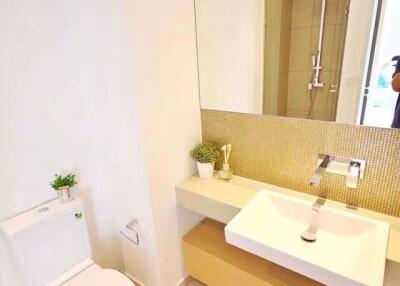 1 bed Condo in The Lofts Ekkamai Phrakhanongnuea Sub District C09428