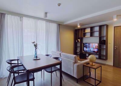 2 bed Condo in Maestro 02 Ruamrudee Lumphini Sub District C09419