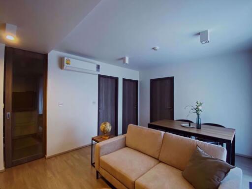 2 bed Condo in Maestro 02 Ruamrudee Lumphini Sub District C09419