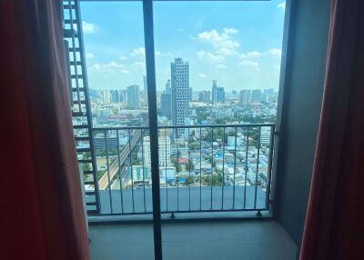 2 bed Condo in Ideo Sukhumvit 93 Bangchak Sub District C09396