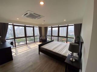 3 bed Condo in The Waterford Park Sukhumvit 53 Khlong Tan Nuea Sub District C09394