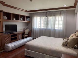 3 bed Condo in GP Grande Tower Khlong Toei Nuea Sub District C09388