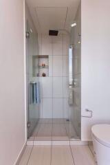 2 ห้องนอน, 2 ห้องน้ำ คอนโด ราคา ฿ 60,000/เดือน