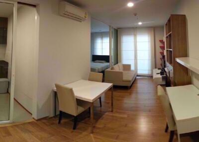 1 bed Condo in The Vertical Aree Samsennai Sub District C09372