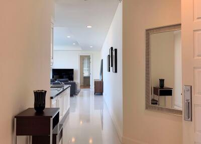 2 bed Condo in Royce Private Residences Khlong Toei Nuea Sub District C09368