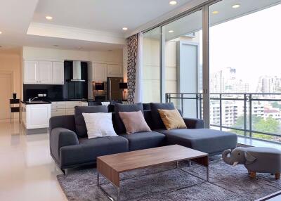 2 bed Condo in Royce Private Residences Khlong Toei Nuea Sub District C09368