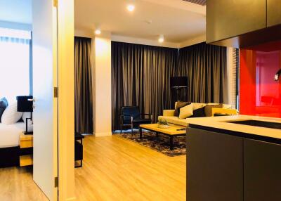 2 bed Condo in Siamese Surawong Si Phraya Sub District C09367