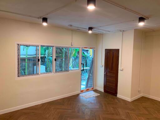 2 bed Duplex in Thonglor Tower Khlong Tan Nuea Sub District D09151