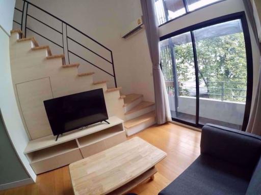 1 bed Duplex in L Loft Ratchada 19 Chomphon Sub District D09150