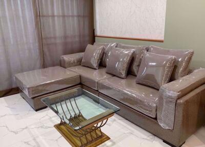 1 bed Condo in Saranjai Mansion Khlongtoei Sub District C09323