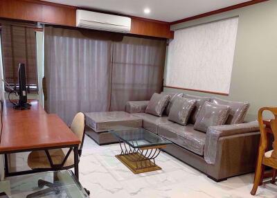 1 bed Condo in Saranjai Mansion Khlongtoei Sub District C09323