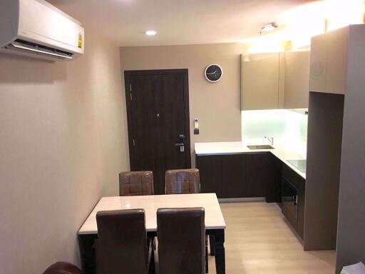 2 bed Condo in The Signature by URBANO Samsennai Sub District C09317