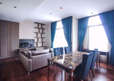 2 bed Condo in The Diplomat 39 Khlong Tan Nuea Sub District C009306