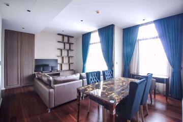 2 bed Condo in The Diplomat 39 Khlong Tan Nuea Sub District C009306