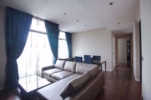 2 bed Condo in The Diplomat 39 Khlong Tan Nuea Sub District C009306