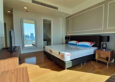 3 bed Condo in Royce Private Residences Khlong Toei Nuea Sub District C09304