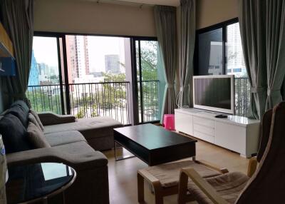 2 bed Condo in Noble Reveal Khlong Tan Nuea Sub District C09299