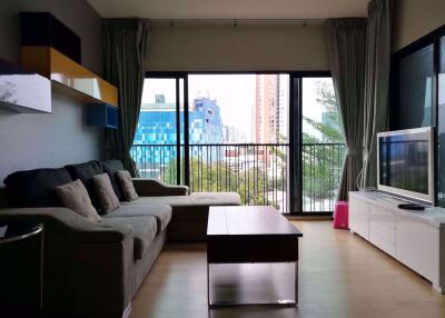 2 bed Condo in Noble Reveal Khlong Tan Nuea Sub District C09299