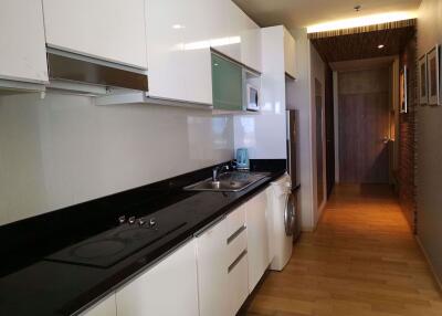 2 bed Condo in Noble Reveal Khlong Tan Nuea Sub District C09299