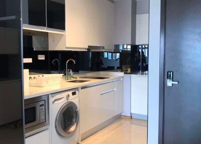 2 bed Condo in H Sukhumvit 43 Khlong Tan Nuea Sub District C09282