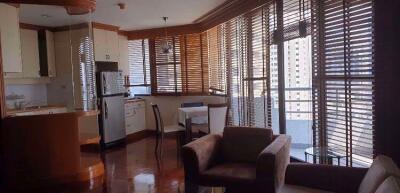 2 bed Condo in Lake Avenue Khlongtan Sub District C09259