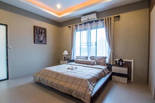 5 Bedrooms House for Sale in Huay Yai