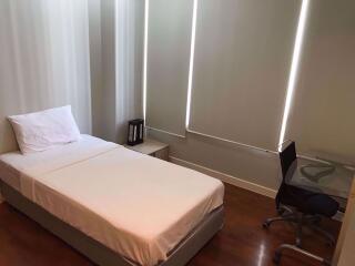 2 bed Condo in Baan Siri 24 Khlongtan Sub District C09255