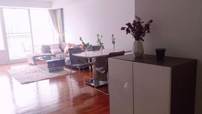 2 bed Condo in Baan Siri 24 Khlongtoei District C09221