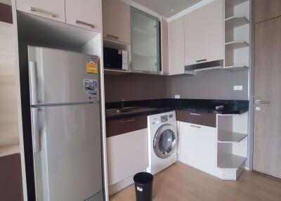 1 bed Condo in Noble Refine Khlongtan Sub District C09202