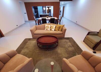 3 bed Condo in Ascott Sky Villas Sathorn Yan Nawa Sub District C09162