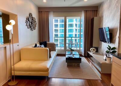 2 bed Condo in The Address Chidlom Lumphini Sub District C09143